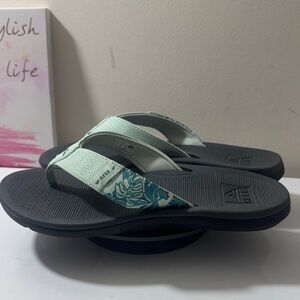 “SOLD”  Women's Santa Ana Teal and Black Floral Strap Flip Flops - Size 9